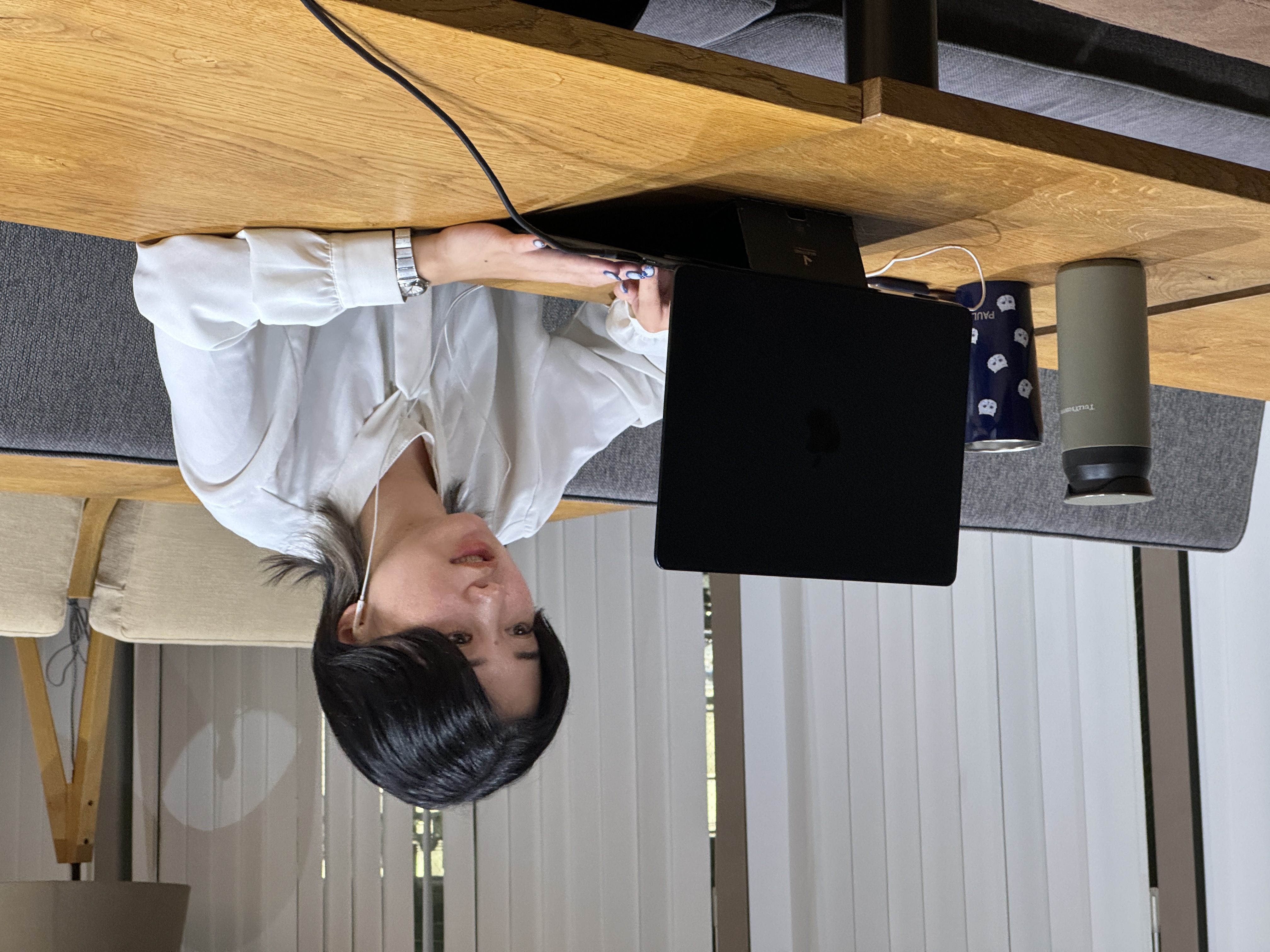 株式会社Bee