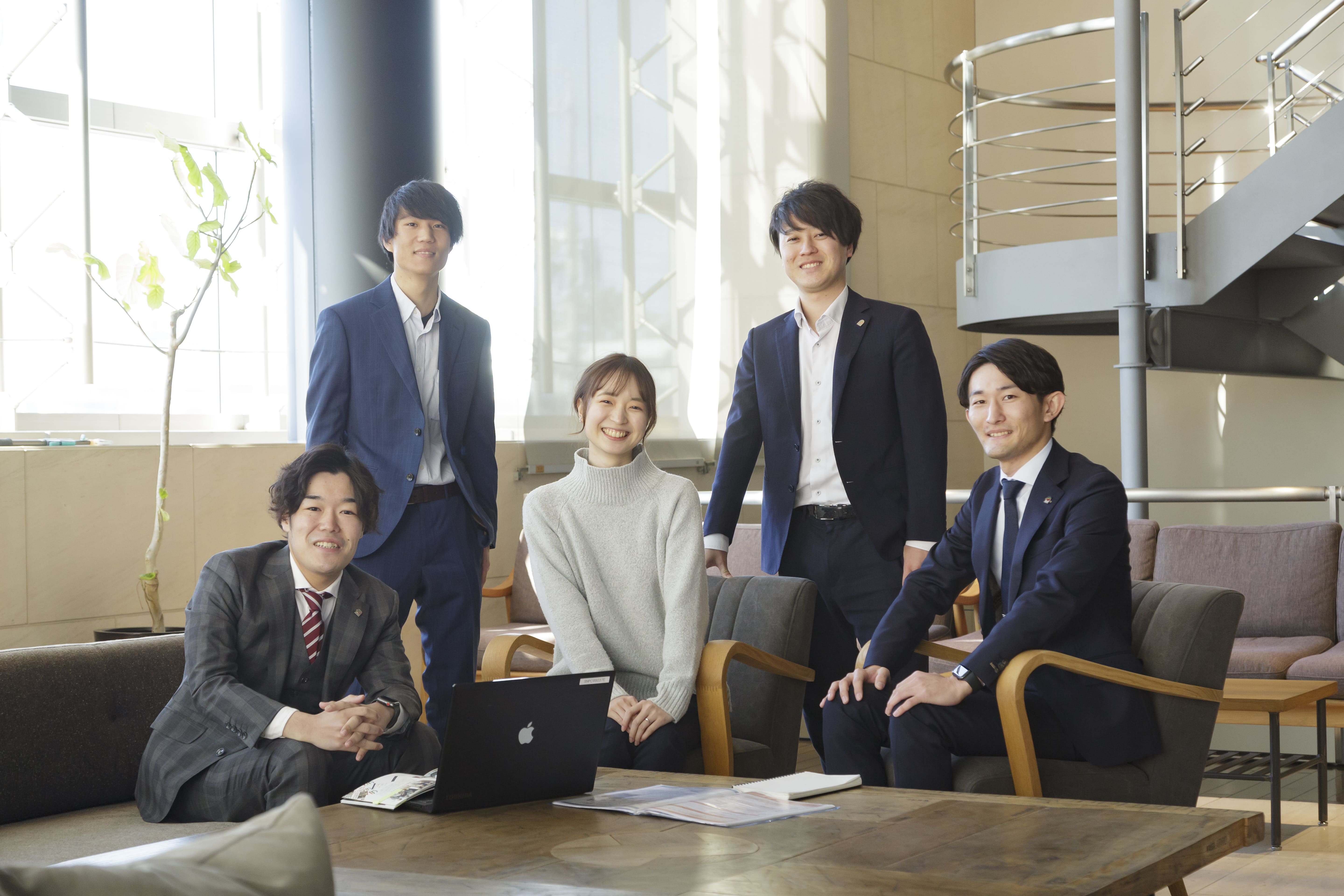 完全未経験歓迎！OA機器の企画営業／20代平均年収664万円